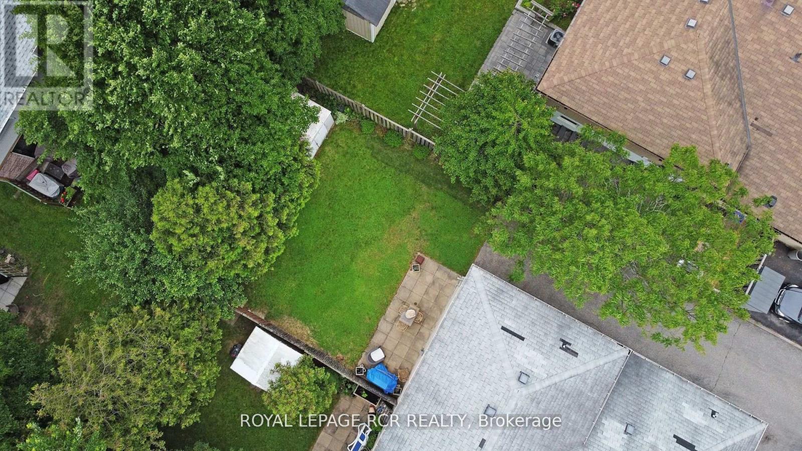 15 Mcdonald Drive, Aurora (Aurora Heights), Ontario  L4G 2T4 - Photo 40 - N12406354