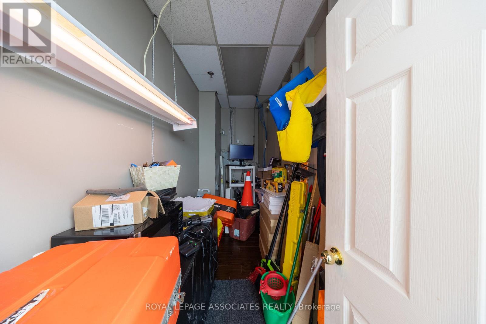 9 - 117 Ringwood Drive, Whitchurch-Stouffville, Ontario  L4A 8C1 - Photo 12 - N12406404