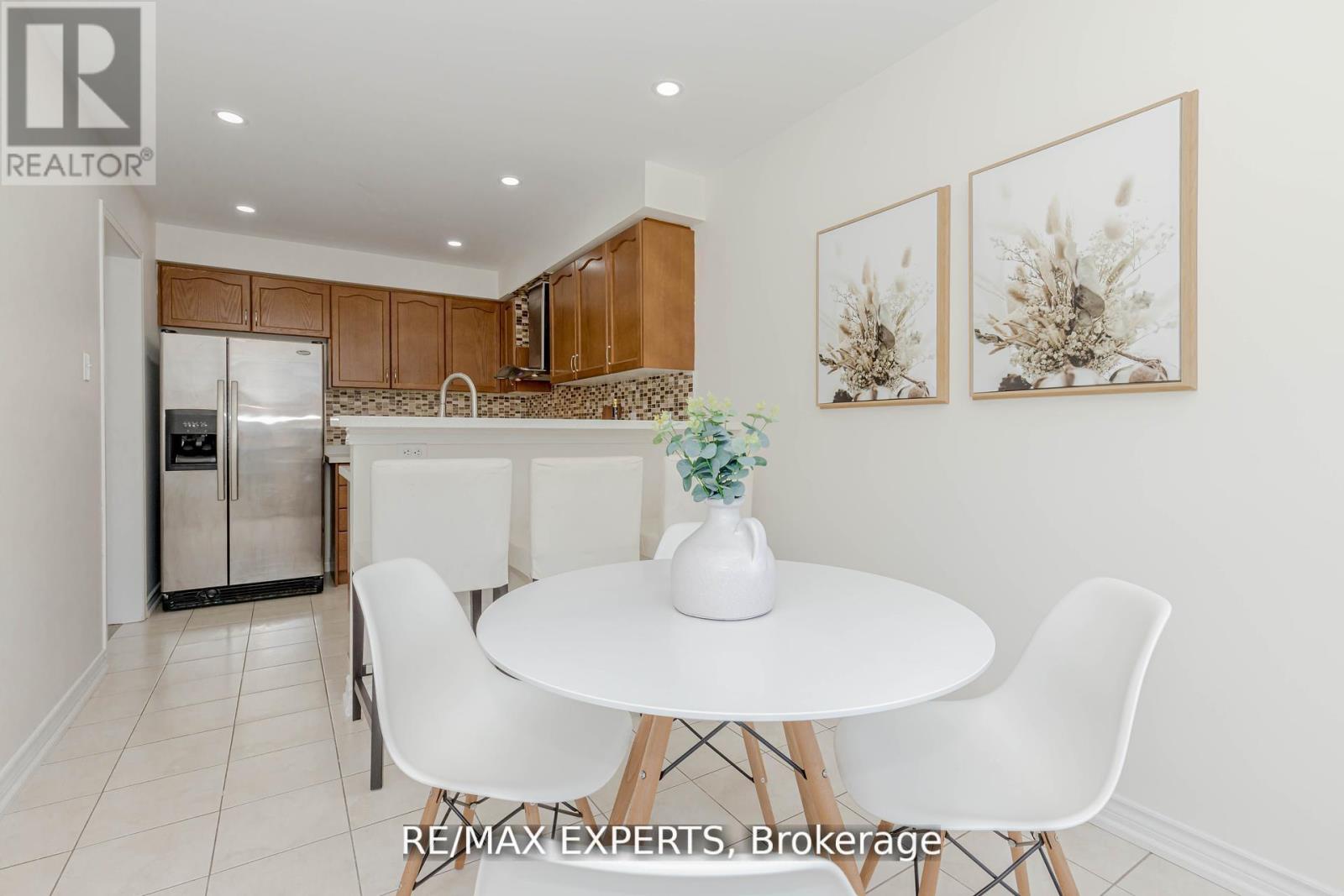 64 Peppertree Lane, Whitchurch-Stouffville (Stouffville), Ontario  L4A 0M8 - Photo 26 - N12406414