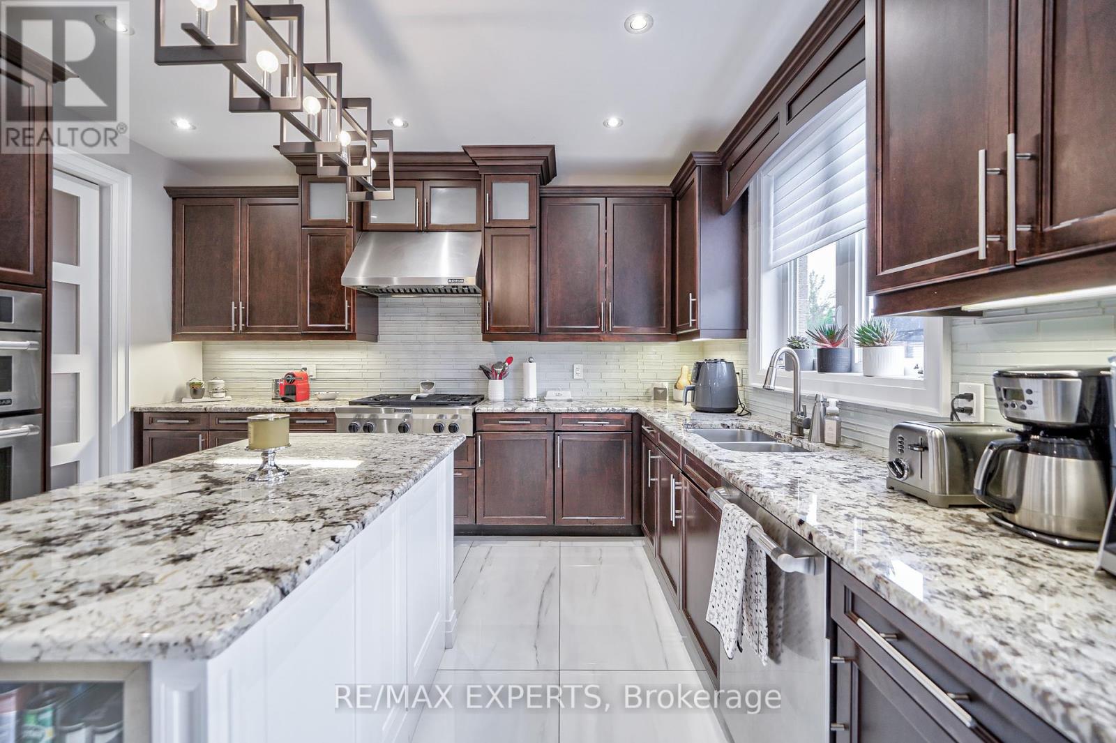 265 Chatfield Drive, Vaughan (Vellore Village), Ontario  L4H 3R8 - Photo 19 - N12406442