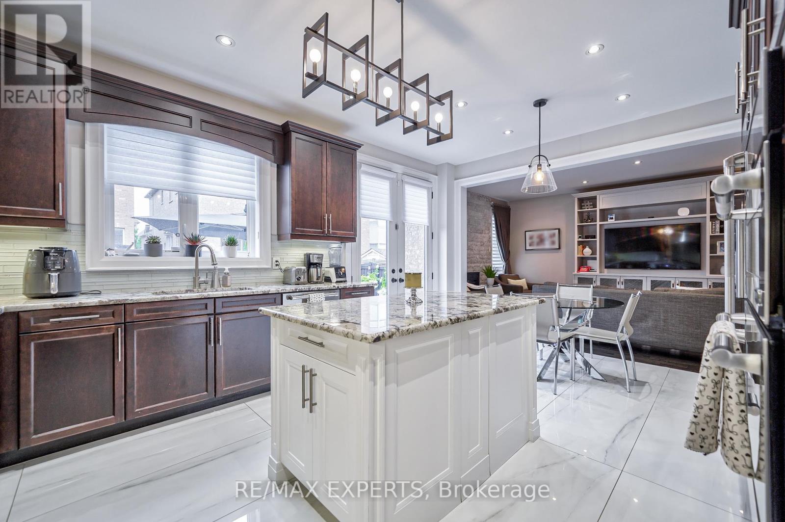 265 Chatfield Drive, Vaughan (Vellore Village), Ontario  L4H 3R8 - Photo 20 - N12406442