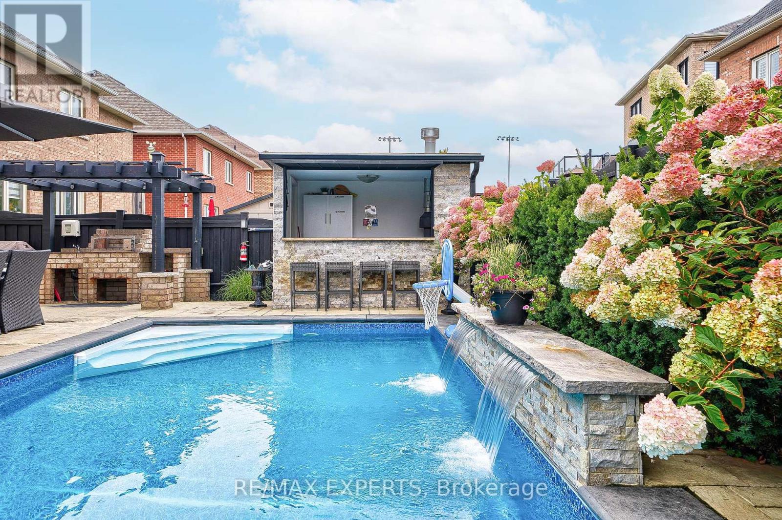 265 Chatfield Drive, Vaughan (Vellore Village), Ontario  L4H 3R8 - Photo 3 - N12406442