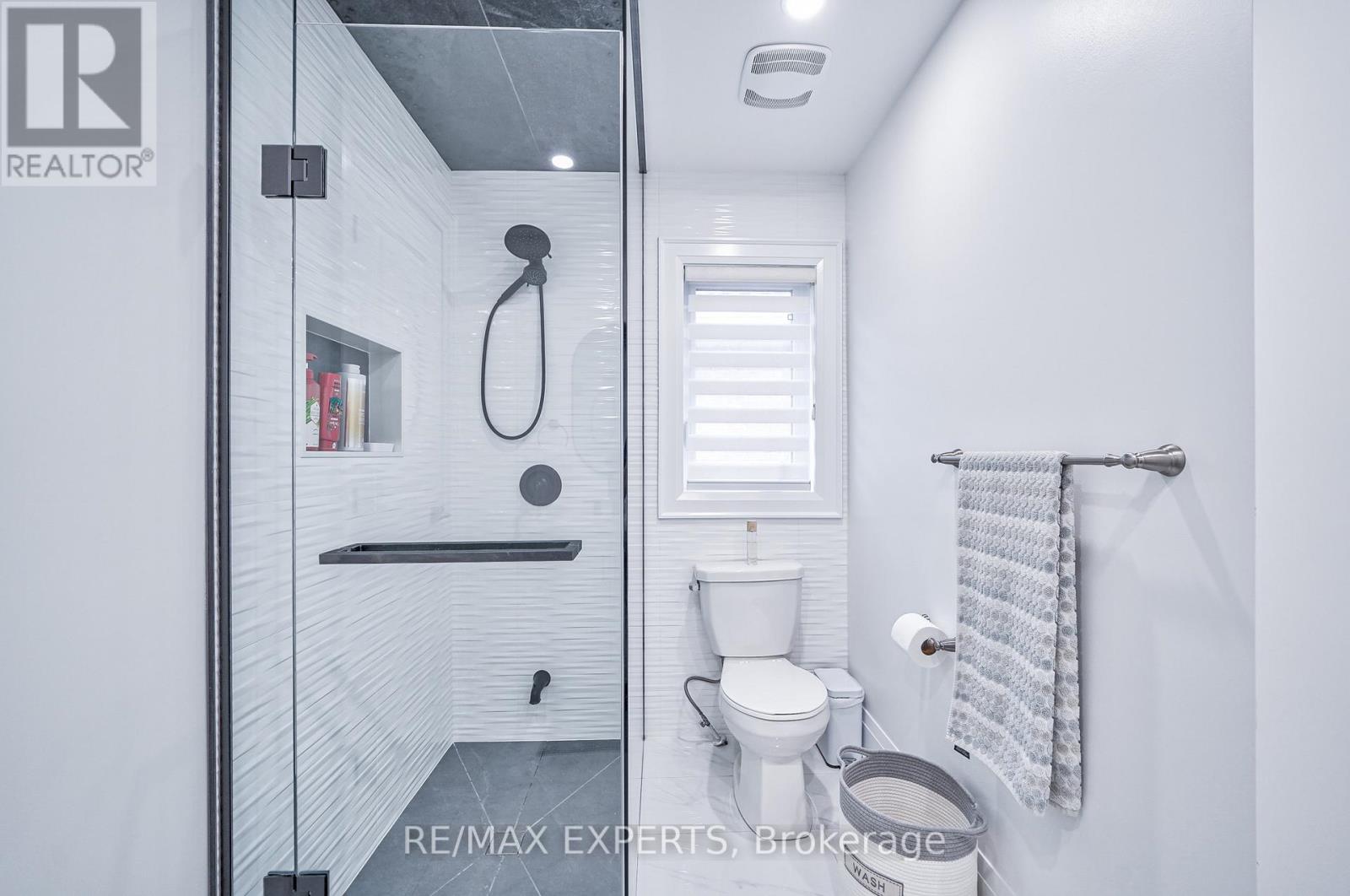 265 Chatfield Drive, Vaughan (Vellore Village), Ontario  L4H 3R8 - Photo 30 - N12406442