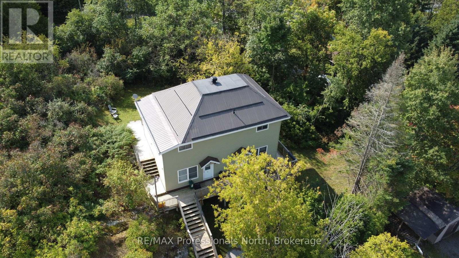 9 West Road, Huntsville, Ontario  P1H 1K9 - Photo 13 - X12406463