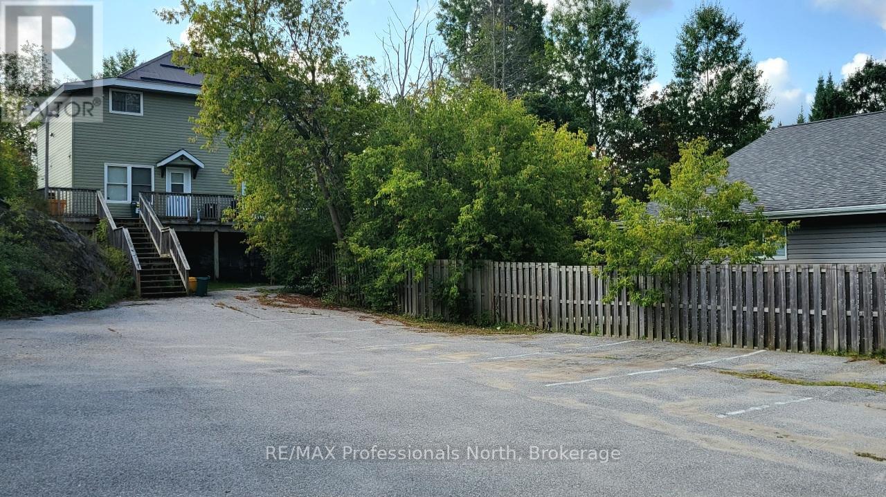 9 West Road, Huntsville, Ontario  P1H 1K9 - Photo 15 - X12406463