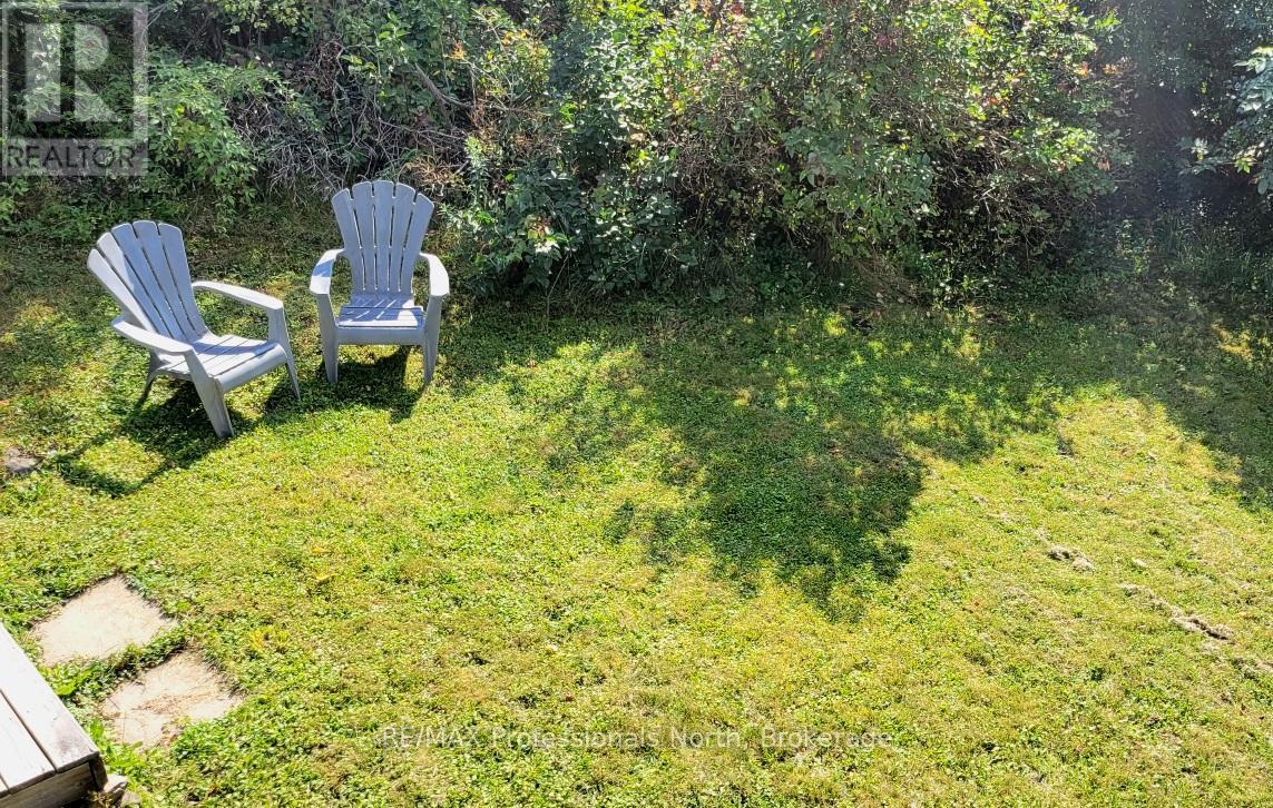 9 West Road, Huntsville, Ontario  P1H 1K9 - Photo 18 - X12406463