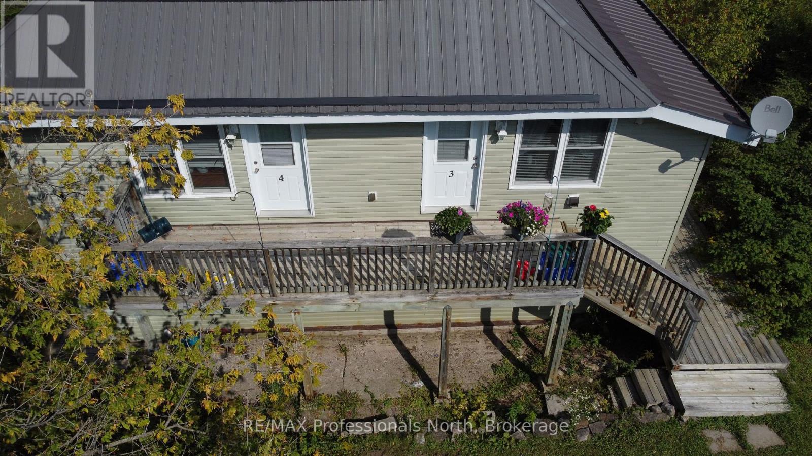9 West Road, Huntsville, Ontario  P1H 1K9 - Photo 8 - X12406463
