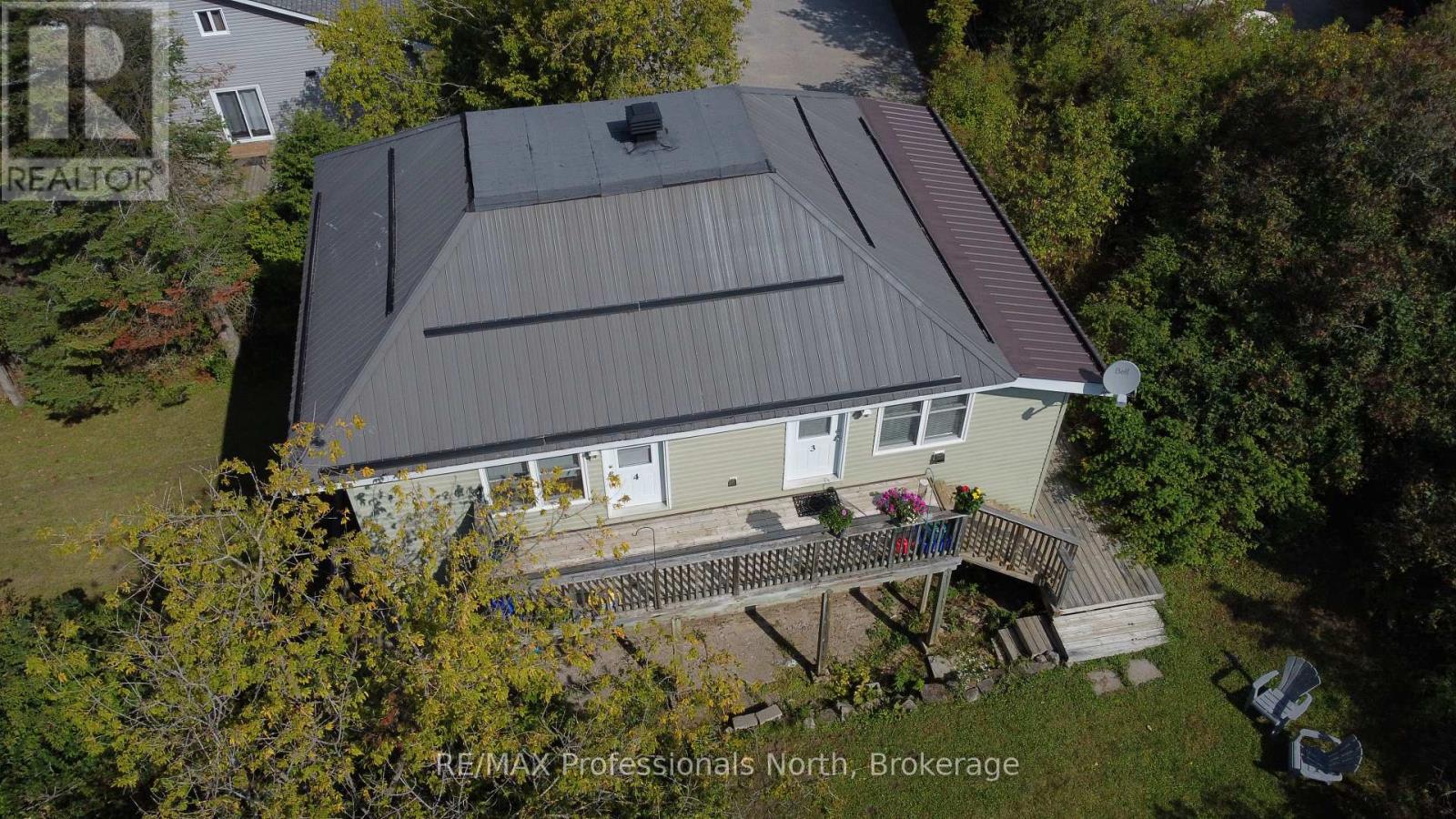 9 West Road, Huntsville, Ontario  P1H 1K9 - Photo 9 - X12406463