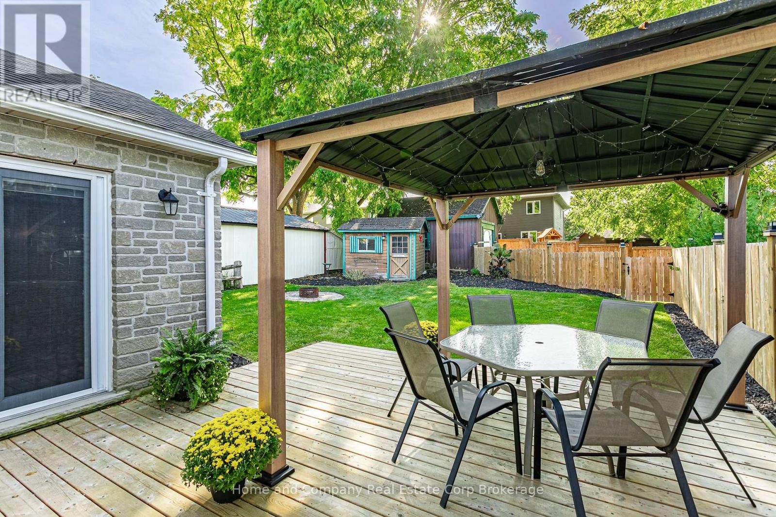 52 Ontario Street N, St. Marys, Ontario  N4X 1C8 - Photo 26 - X12406511