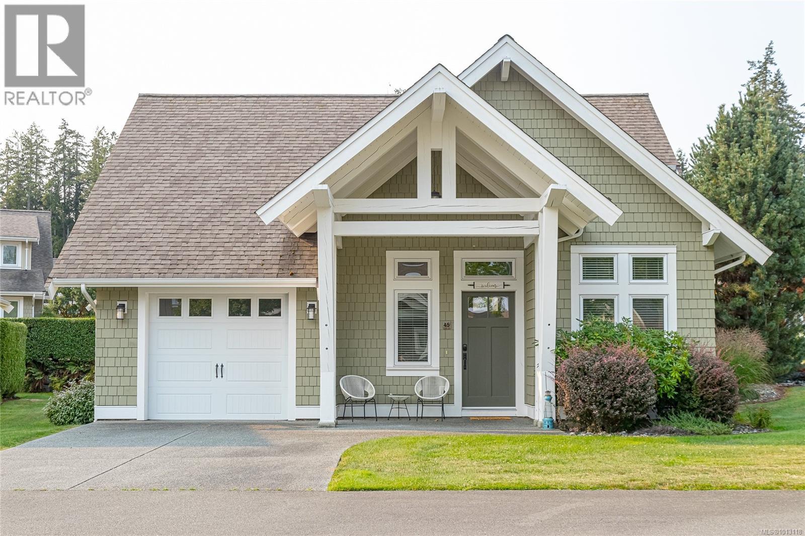 45 5251 Island Hwy W, Qualicum Beach, British Columbia