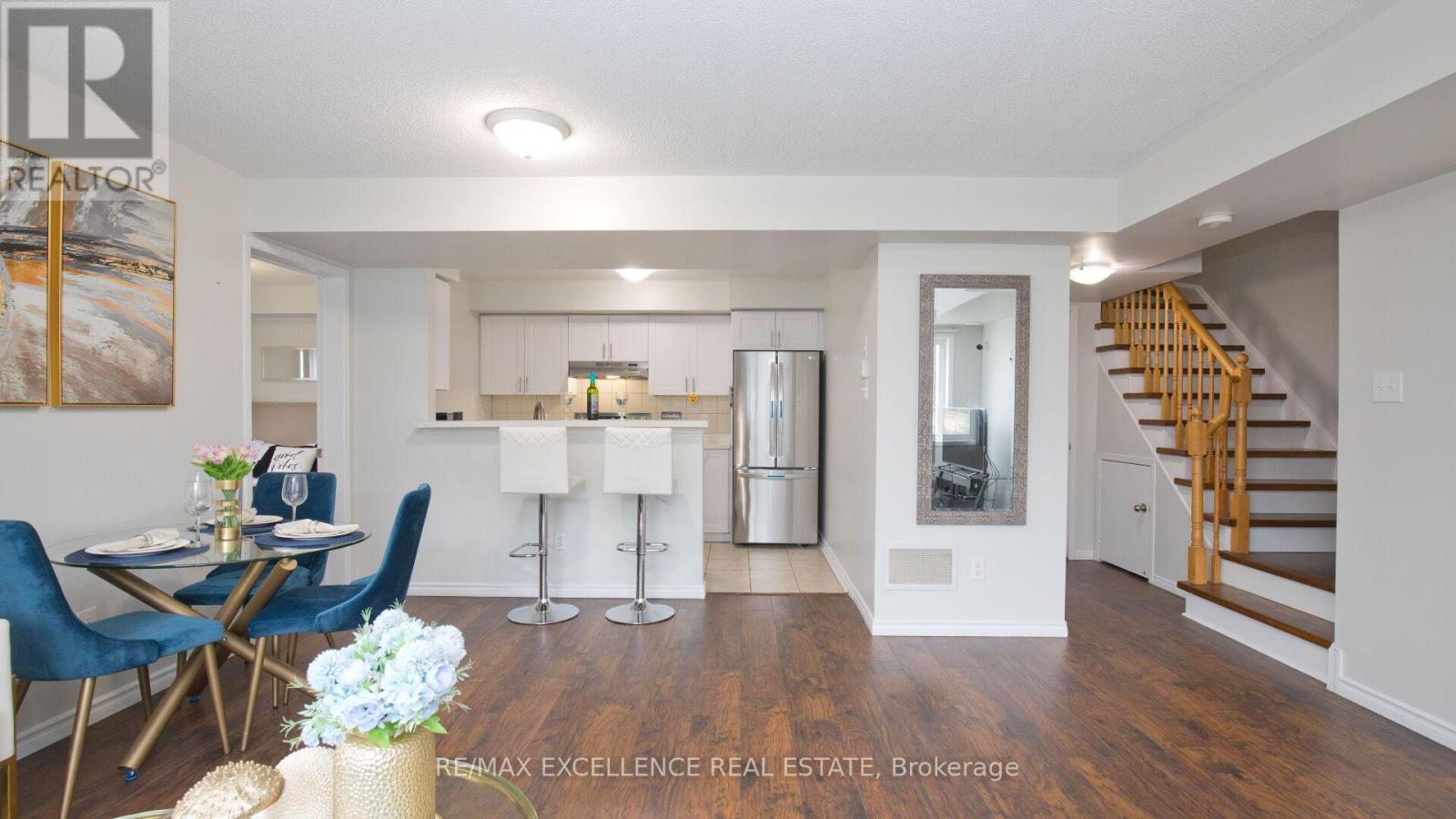 86 - 60 Fairwood Circle, Brampton (Sandringham-Wellington), Ontario  L6R 0Y6 - Photo 8 - W12221395