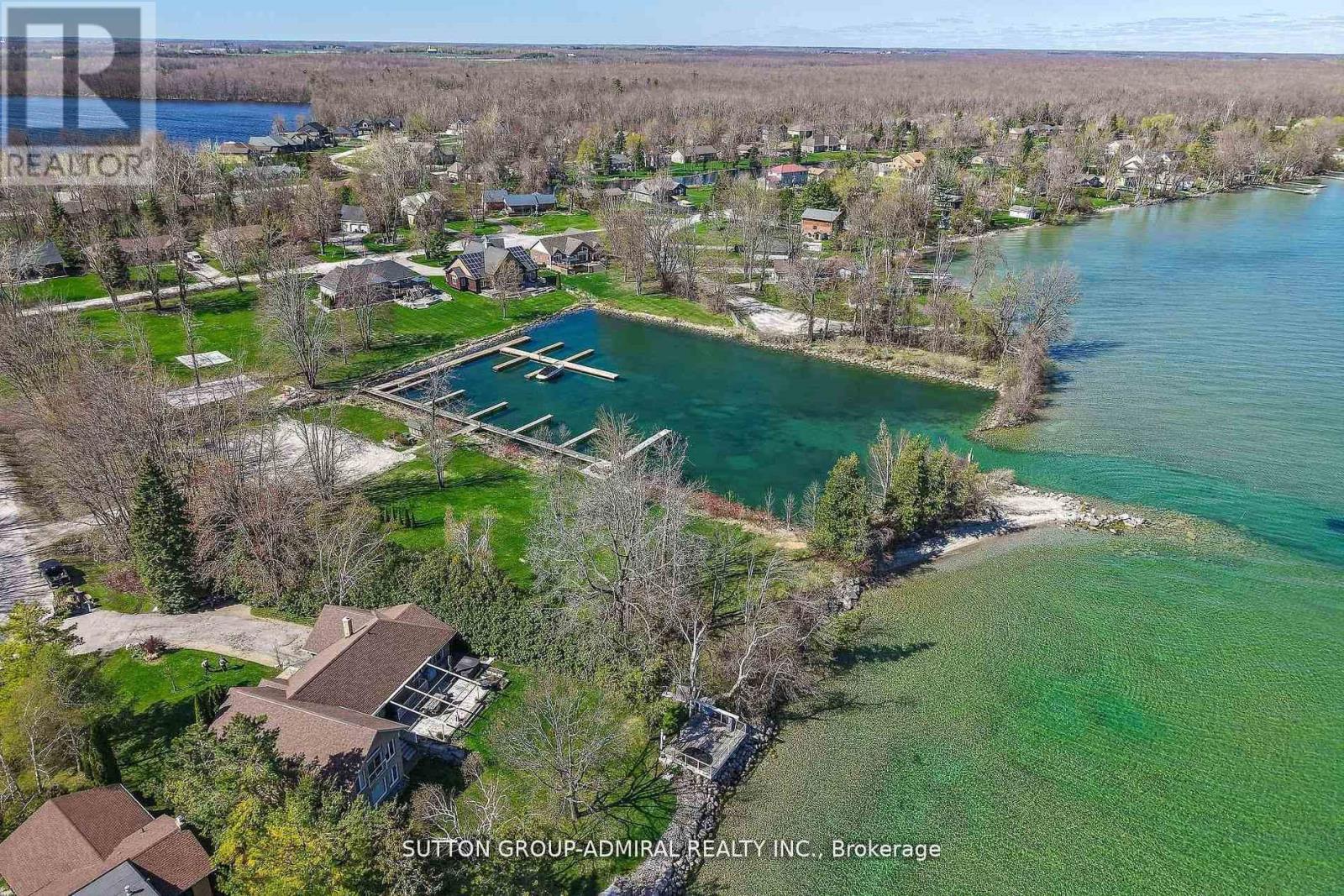182 Bayshore Drive, Ramara, Ontario  L0K 1B0 - Photo 18 - S12406264
