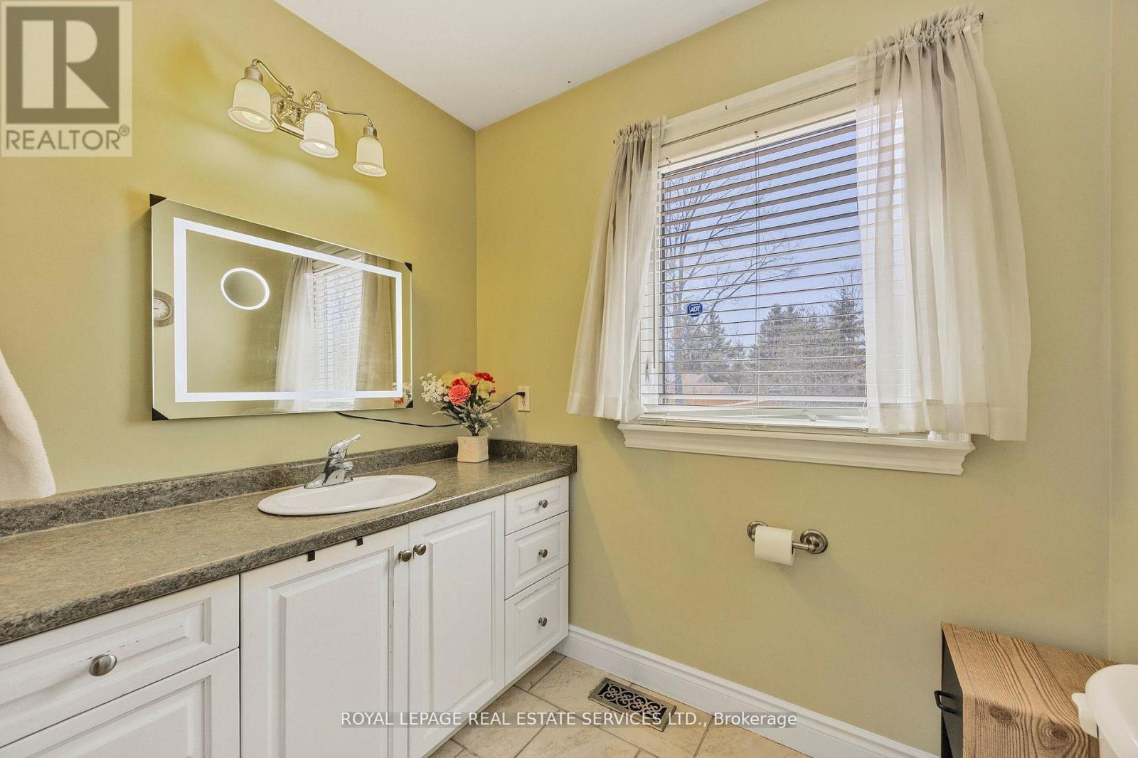 96 46th Street N, Wasaga Beach, Ontario  L9Z 1Y7 - Photo 21 - S12406303