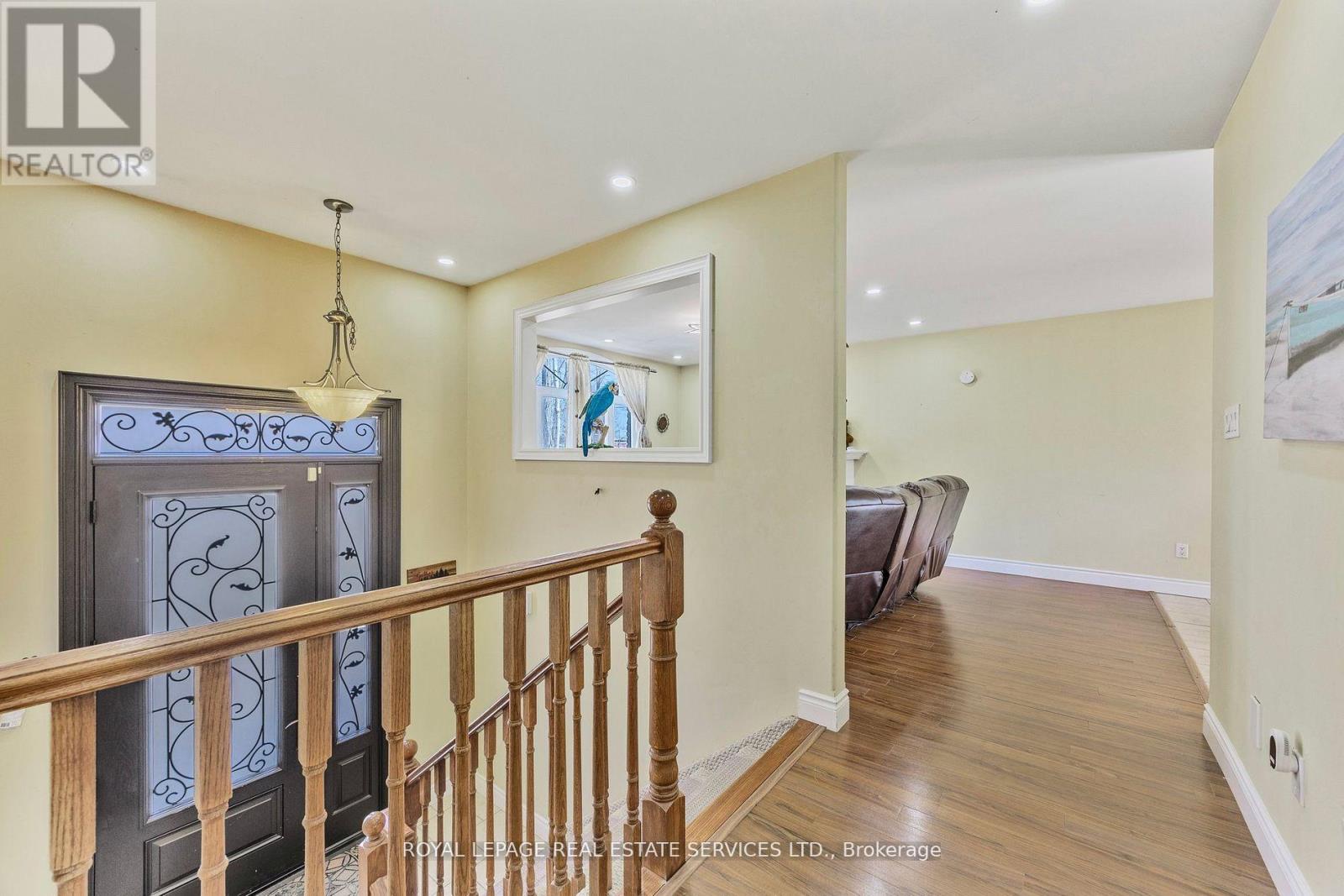 96 46th Street N, Wasaga Beach, Ontario  L9Z 1Y7 - Photo 5 - S12406303