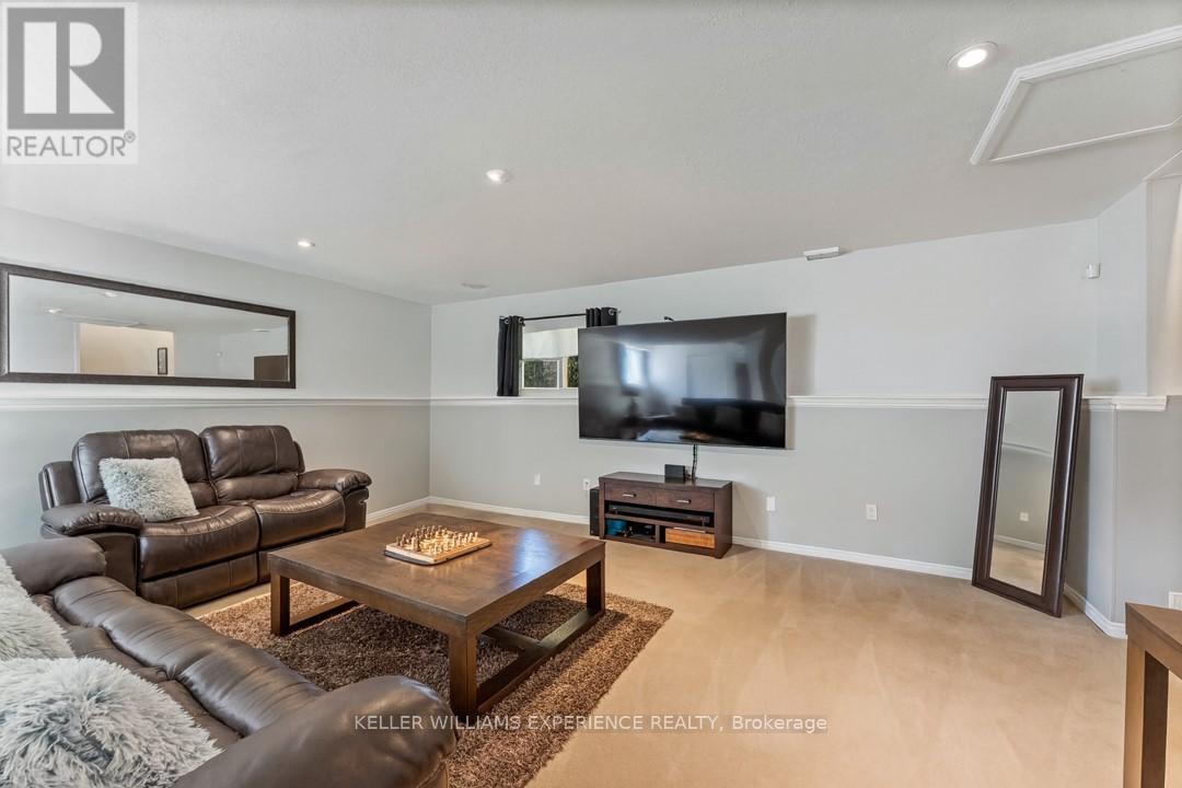 5274 5 Sunnidale Concession Road, Clearview (New Lowell), Ontario  L0M 1N0 - Photo 21 - S12406365