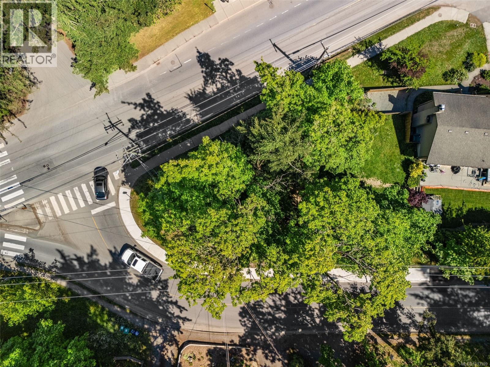 7471 Veyaness Rd, Central Saanich, British Columbia  V8M 1W2 - Photo 4 - 1013939