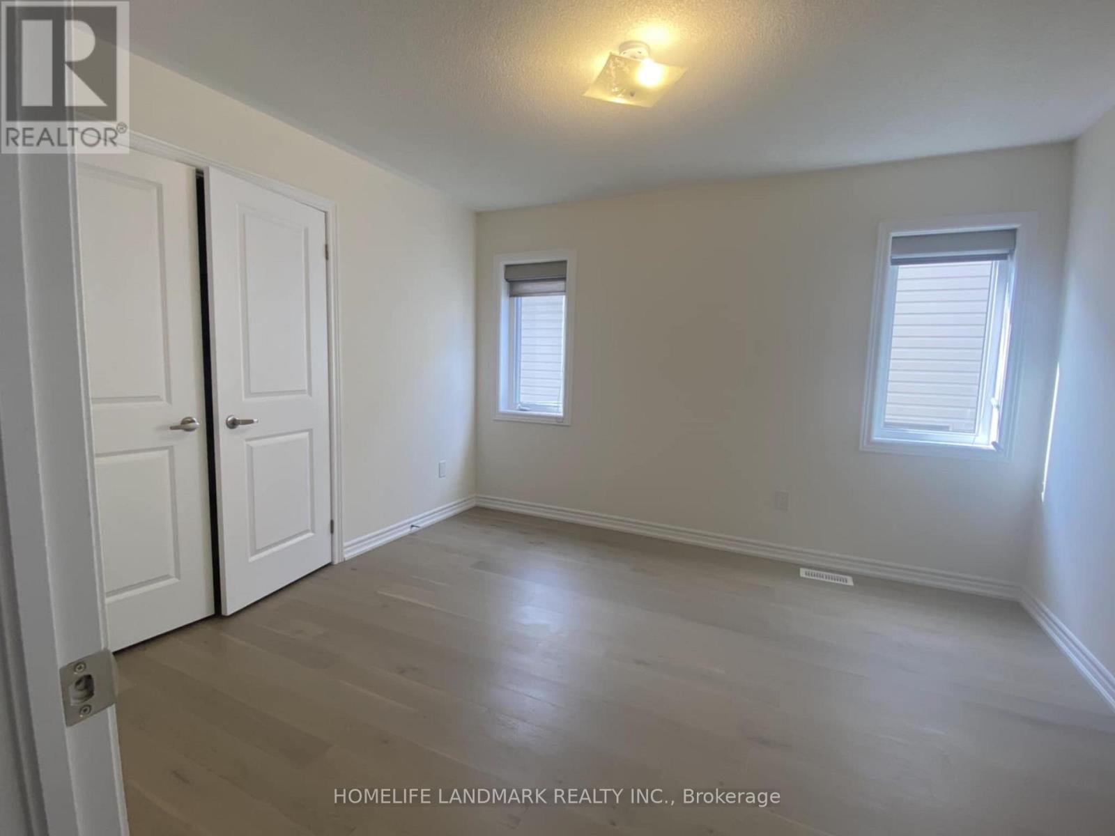 36 Rochester Drive, Barrie, Ontario  L9S 2Z8 - Photo 13 - S12387320