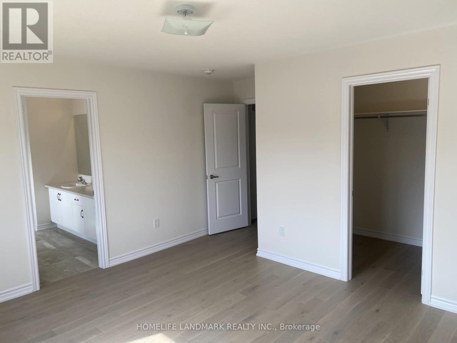 36 Rochester Drive, Barrie, Ontario  L9S 2Z8 - Photo 11 - S12387320