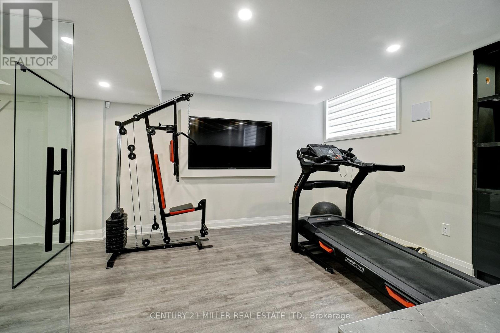 3298 Liptay Avenue, Oakville, Ontario  L6M 0N1 - Photo 40 - W12406248