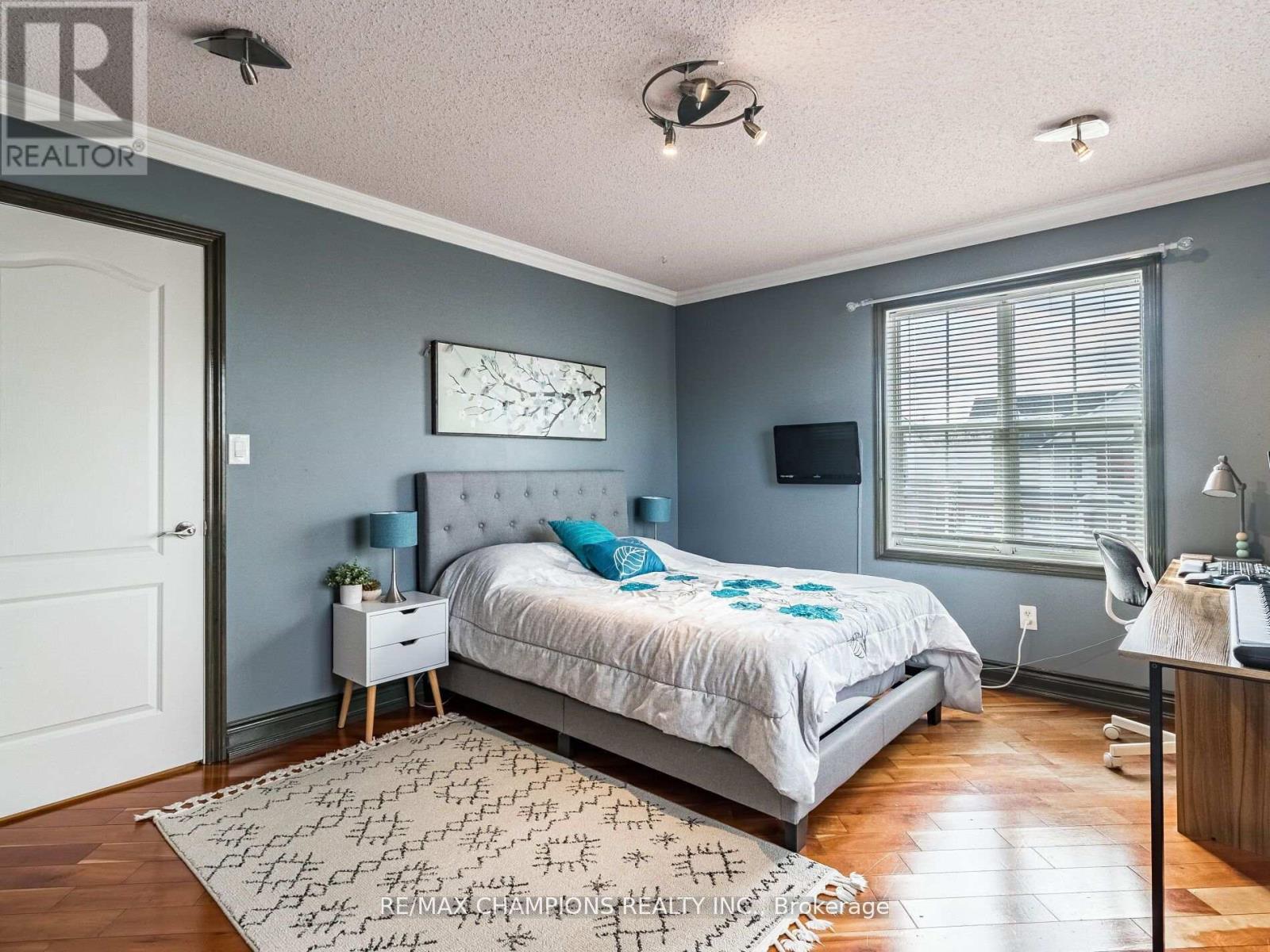 707 Trudeau Drive, Milton (Be Beaty), Ontario  L9T 5L4 - Photo 27 - W12406278