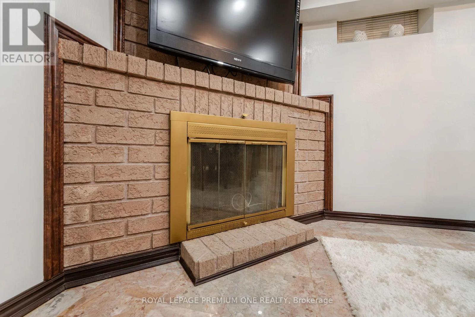 524 Salem Avenue N, Toronto, Ontario  M6H 3E1 - Photo 24 - W12406347