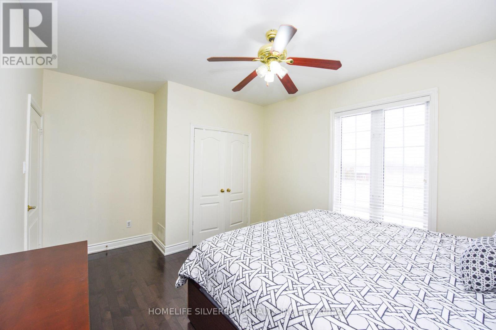 14707 Dixie Road, Caledon, Ontario  L7C 2M9 - Photo 13 - W12406362