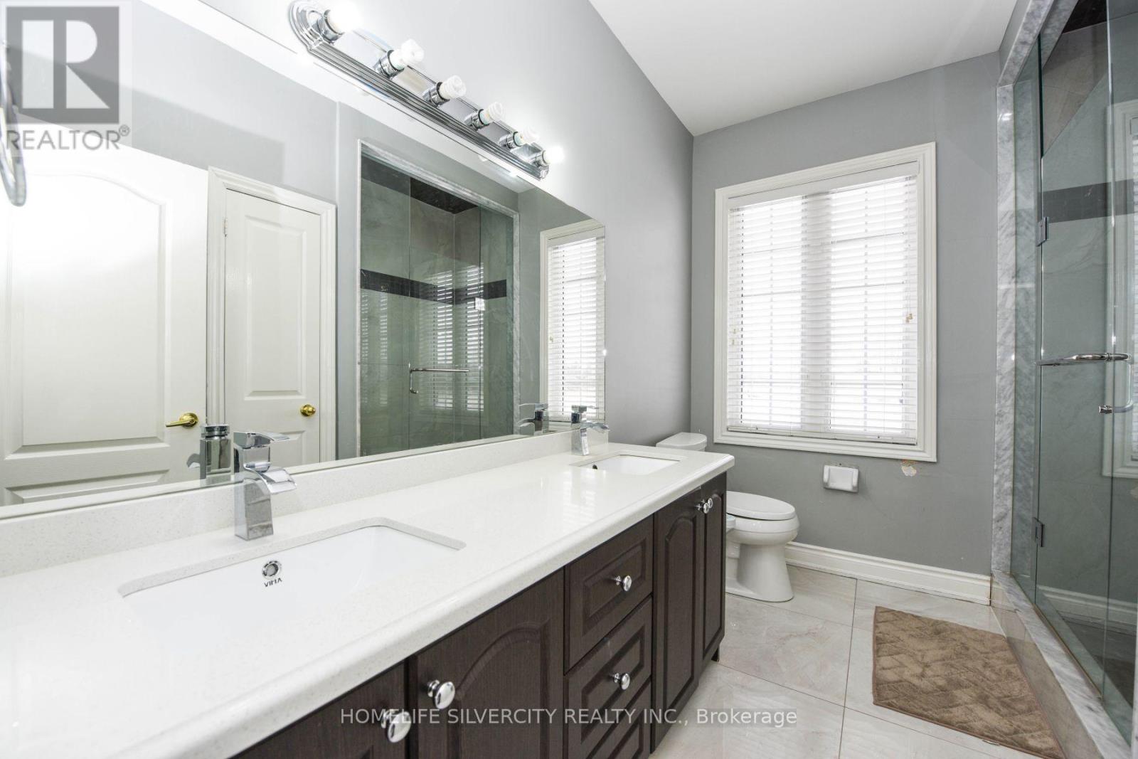 14707 Dixie Road, Caledon, Ontario  L7C 2M9 - Photo 14 - W12406362