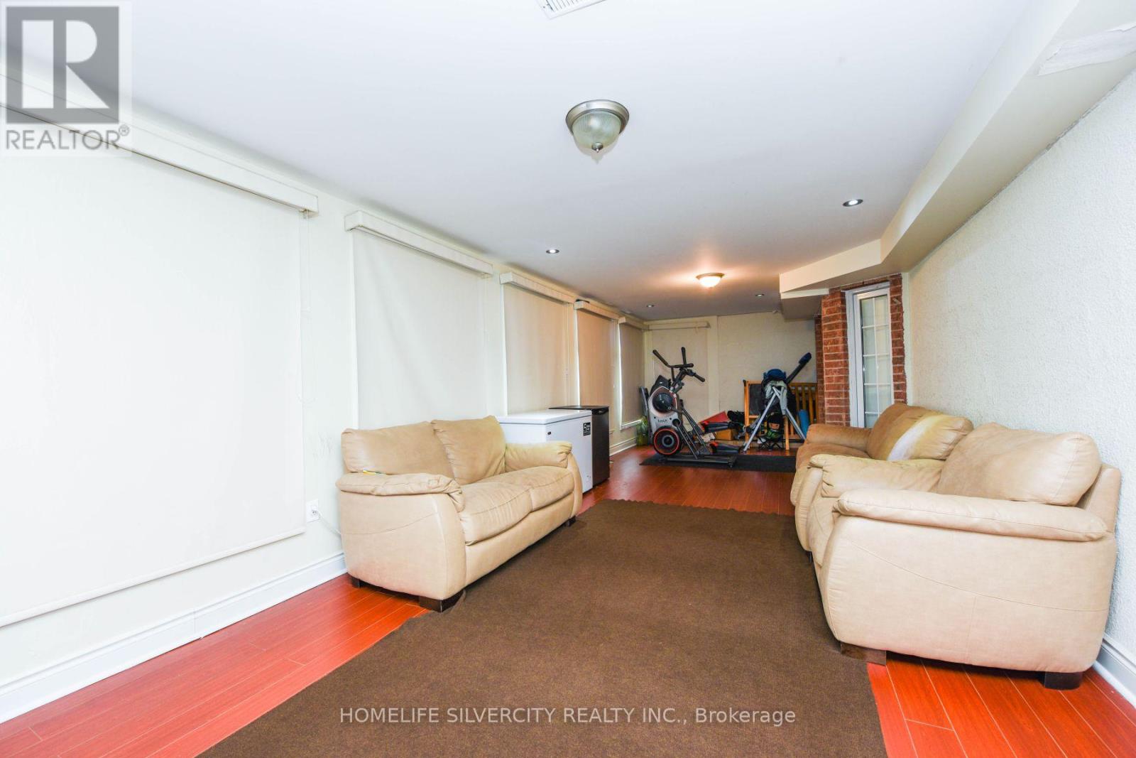 14707 Dixie Road, Caledon, Ontario  L7C 2M9 - Photo 25 - W12406362