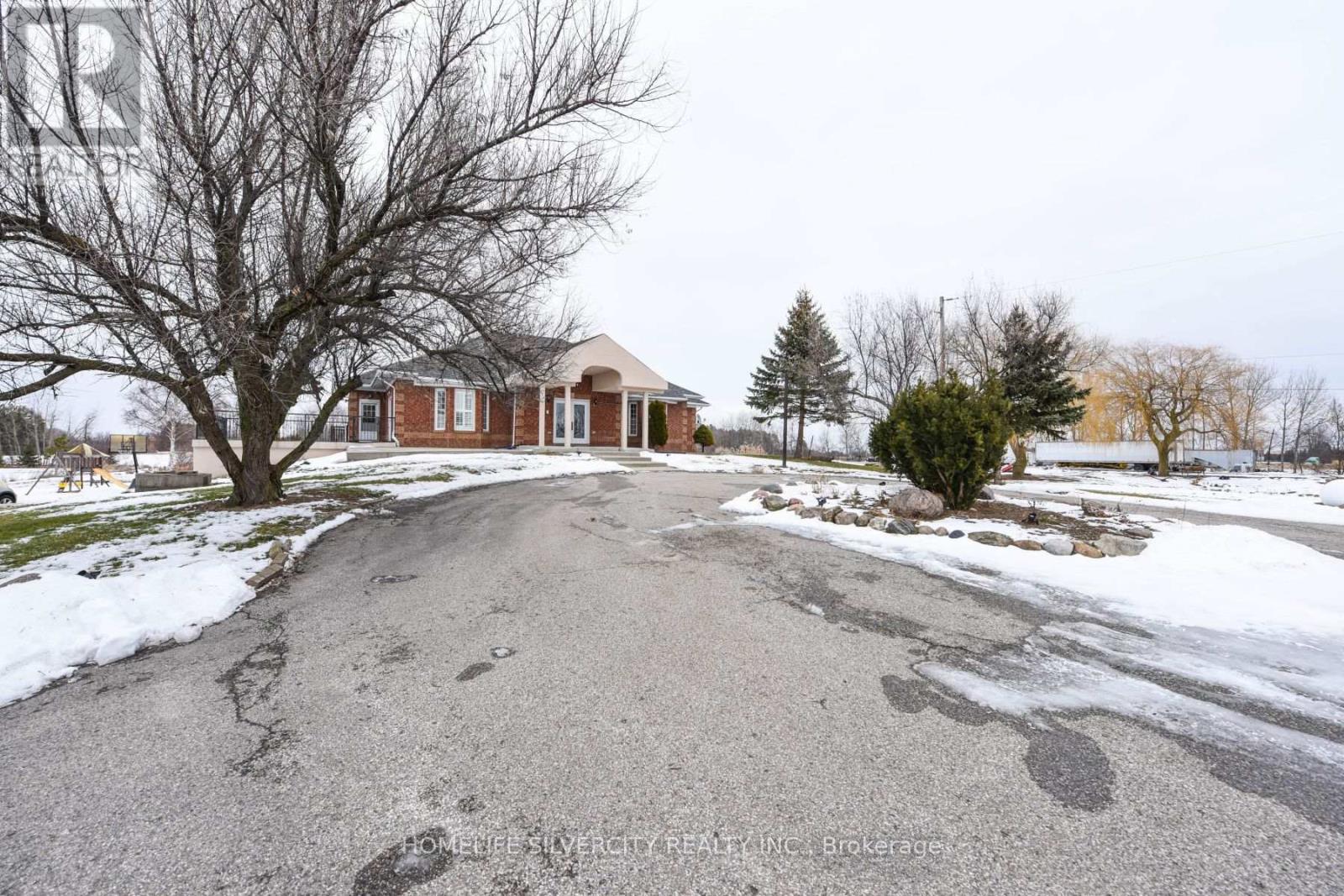 14707 Dixie Road, Caledon, Ontario  L7C 2M9 - Photo 39 - W12406362