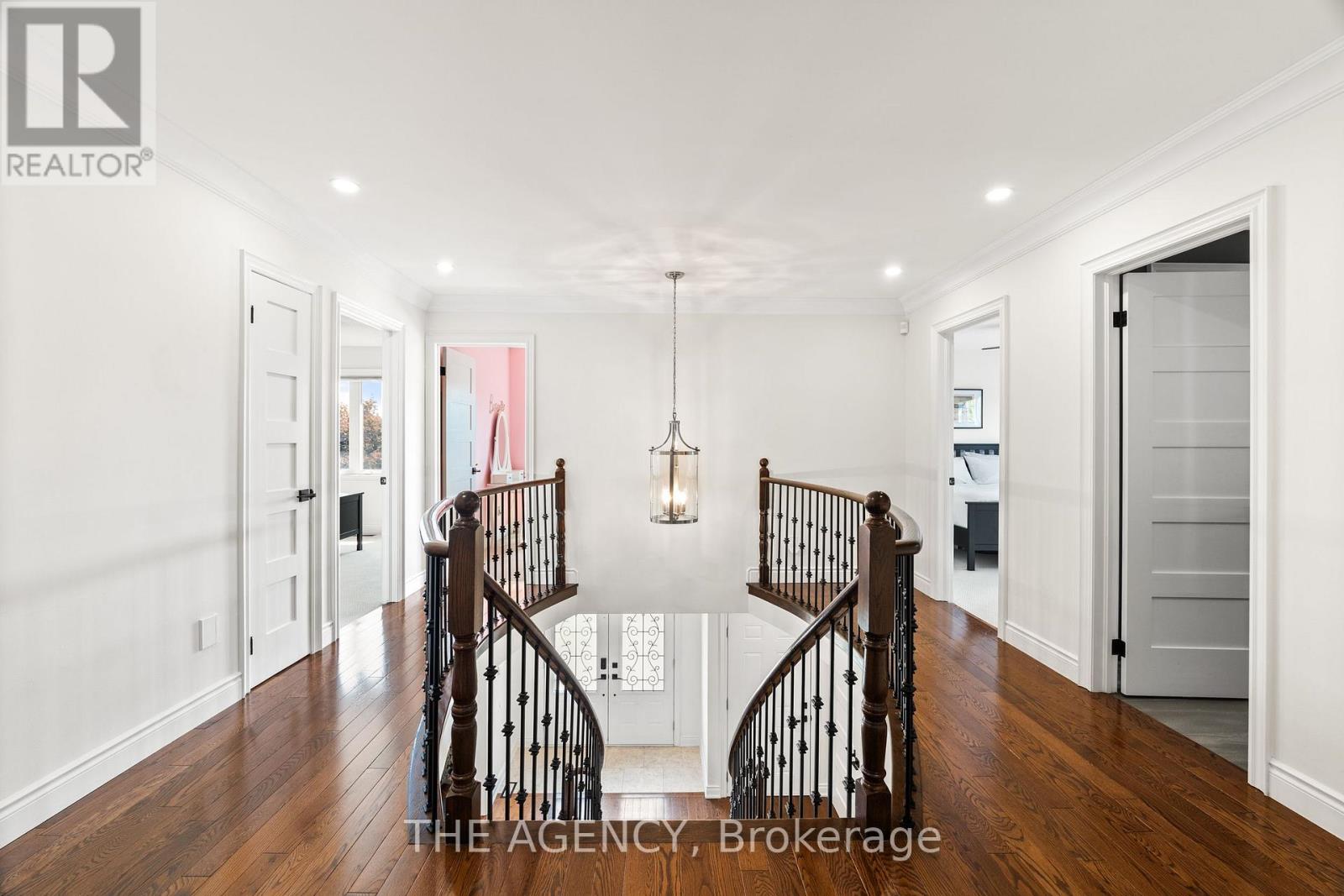 7 Stonegate Drive, Brampton, Ontario  L6Z 3L7 - Photo 14 - W12406369