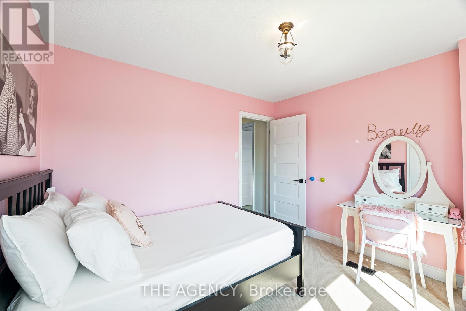 7 Stonegate Drive, Brampton, Ontario  L6Z 3L7 - Photo 24 - W12406369