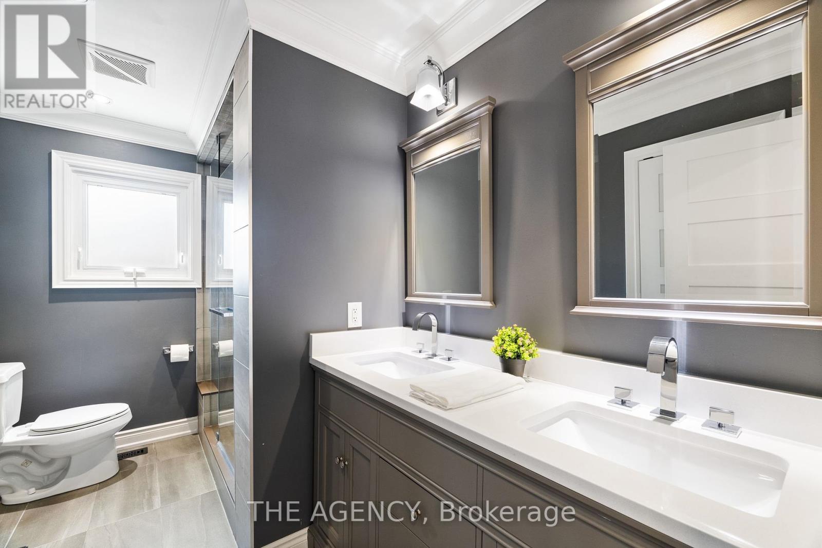 7 Stonegate Drive, Brampton, Ontario  L6Z 3L7 - Photo 25 - W12406369