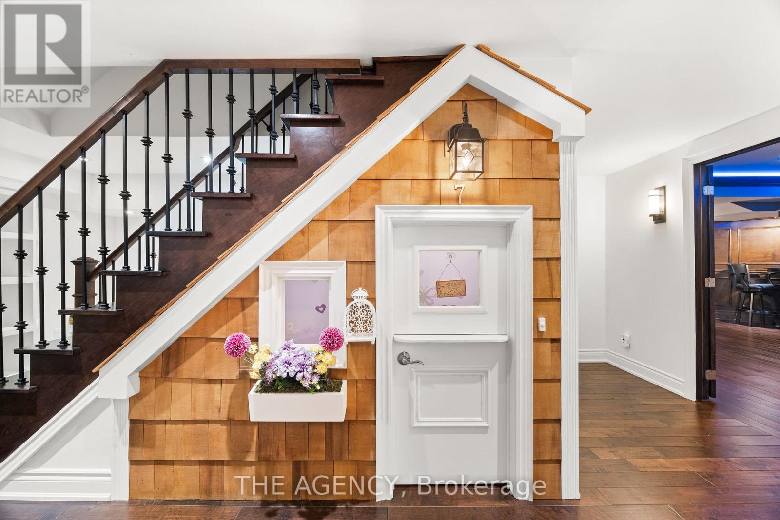 7 Stonegate Drive, Brampton, Ontario  L6Z 3L7 - Photo 28 - W12406369