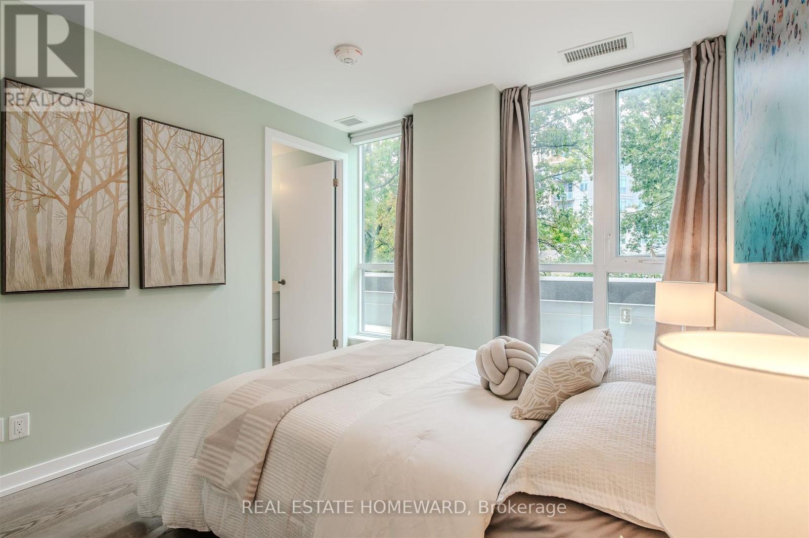 424 - 38 Howard Park Avenue, Toronto (Roncesvalles), Ontario  M6R 0A7 - Photo 22 - W12406388