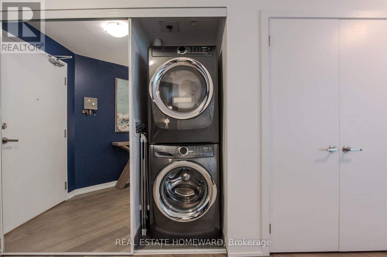 424 - 38 Howard Park Avenue, Toronto (Roncesvalles), Ontario  M6R 0A7 - Photo 31 - W12406388