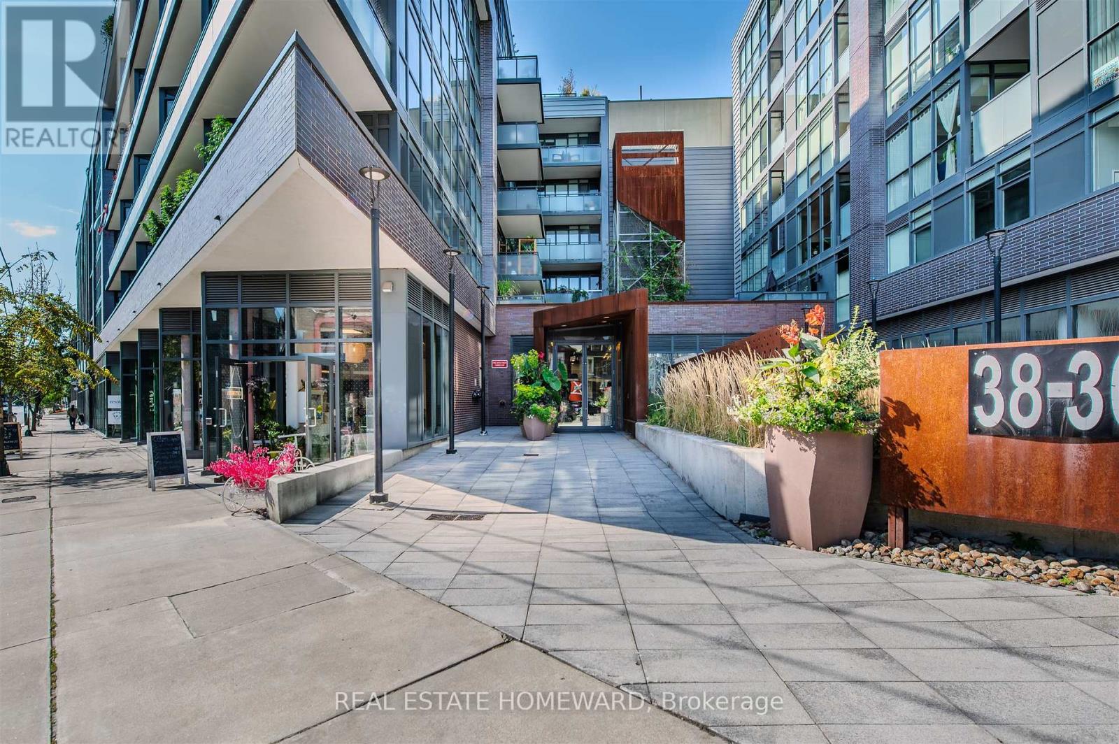 424 - 38 Howard Park Avenue, Toronto (Roncesvalles), Ontario  M6R 0A7 - Photo 34 - W12406388