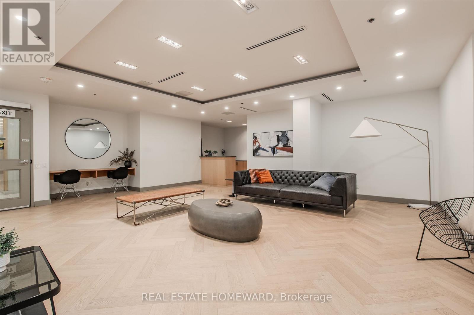 424 - 38 Howard Park Avenue, Toronto (Roncesvalles), Ontario  M6R 0A7 - Photo 37 - W12406388