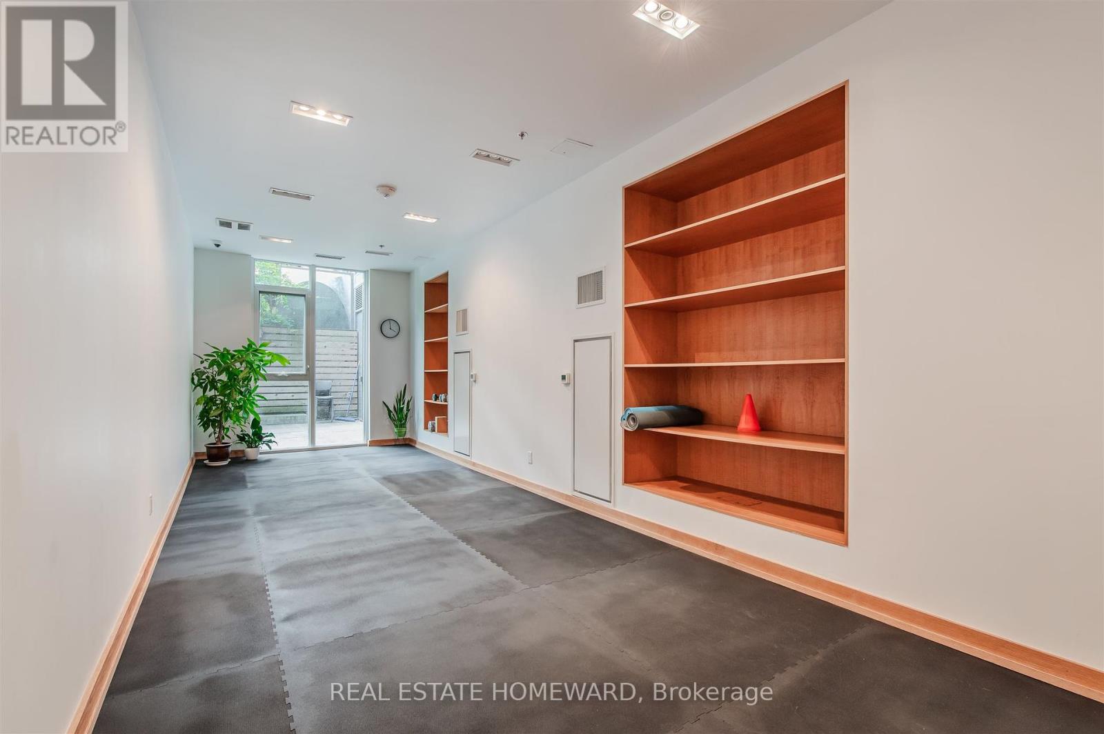 424 - 38 Howard Park Avenue, Toronto (Roncesvalles), Ontario  M6R 0A7 - Photo 42 - W12406388