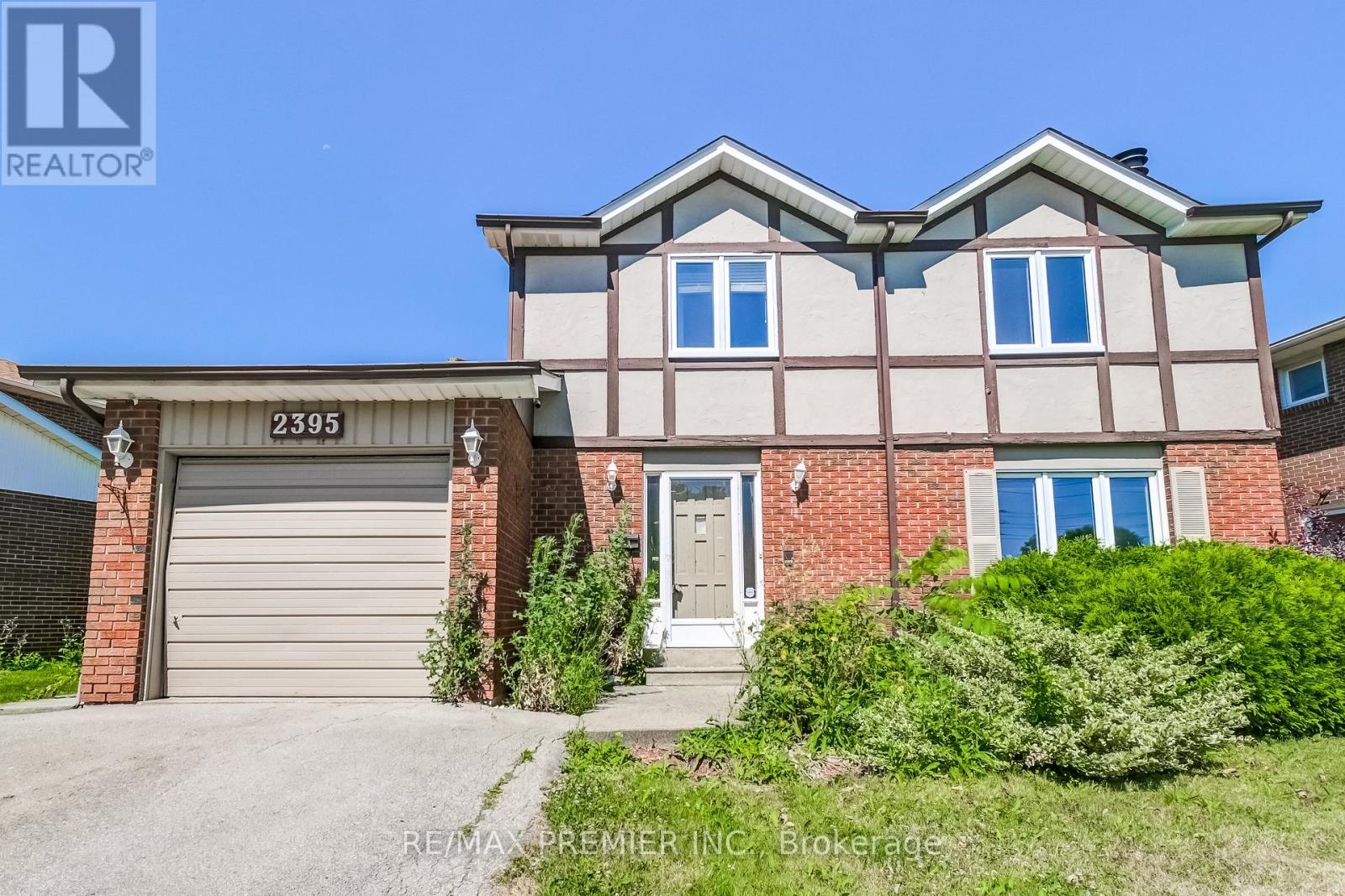 2395 Benedet Drive, Mississauga (Clarkson), Ontario  L5J 4H5 - Photo 1 - W12406411
