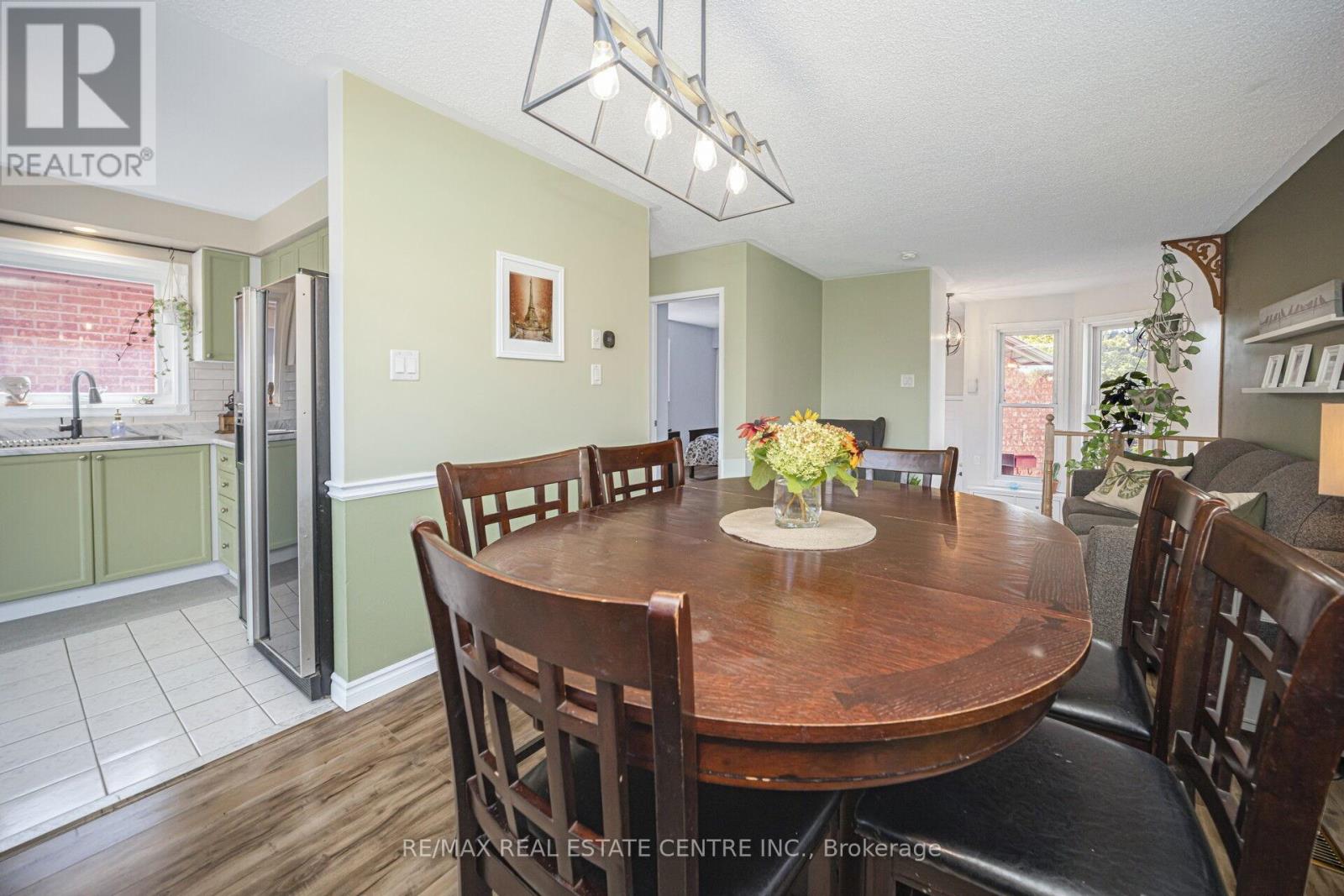 19 Silkwood Crescent, Brampton, Ontario  L6X 4L1 - Photo 13 - W12406450