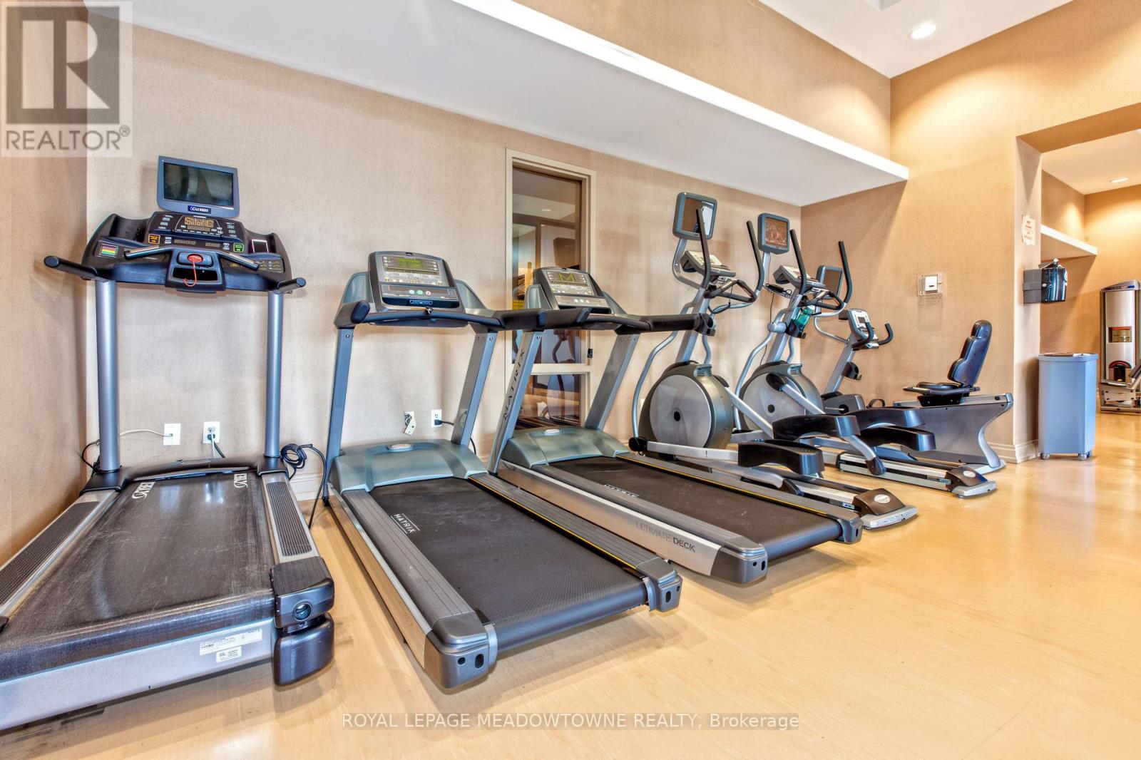 307 - 385 Prince Of Wales Drive, Mississauga (City Centre), Ontario  L5B 0C6 - Photo 25 - W12406458