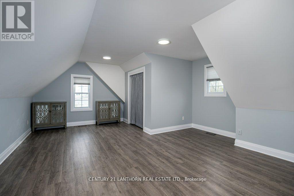 62 Davey Crescent, Loyalist, Ontario  K7N 1X7 - Photo 27 - X12323799