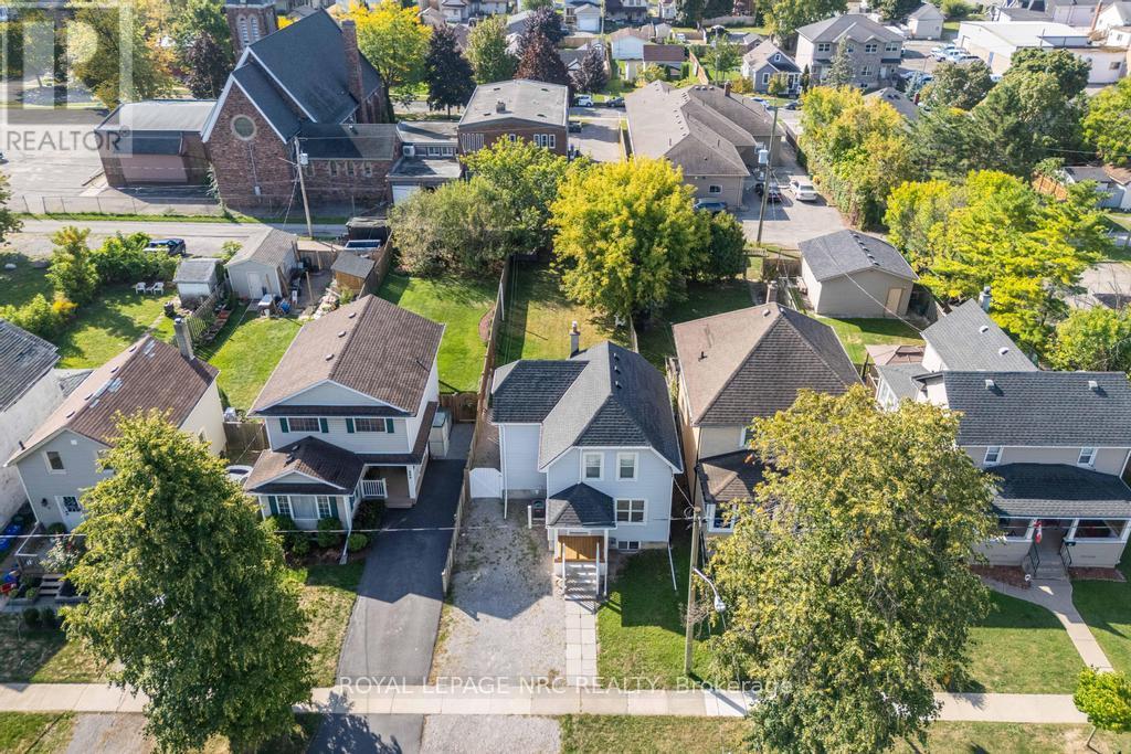 30 Walnut Street, St. Catharines, Ontario  L2T 1H5 - Photo 23 - X12406392