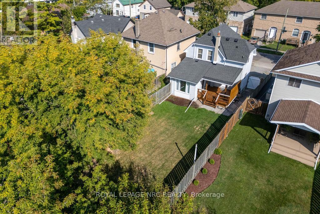 30 Walnut Street, St. Catharines, Ontario  L2T 1H5 - Photo 25 - X12406392