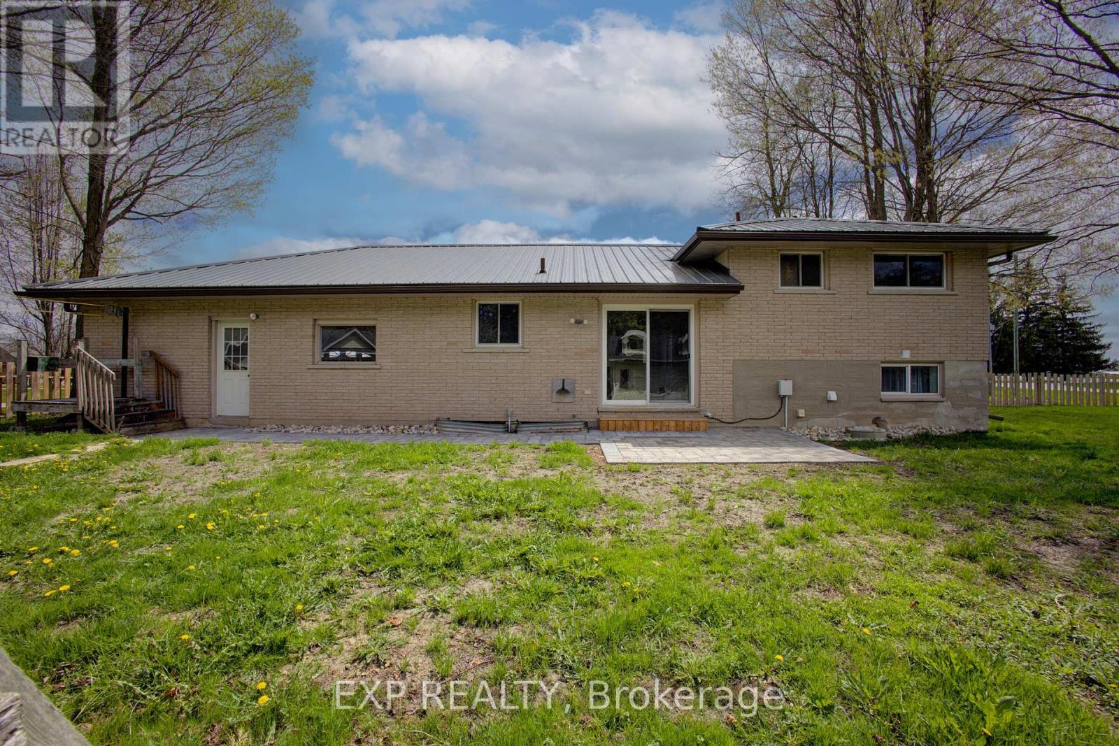 109 Mcgivern Street, Mapleton, Ontario  N0G 2K0 - Photo 22 - X12406428