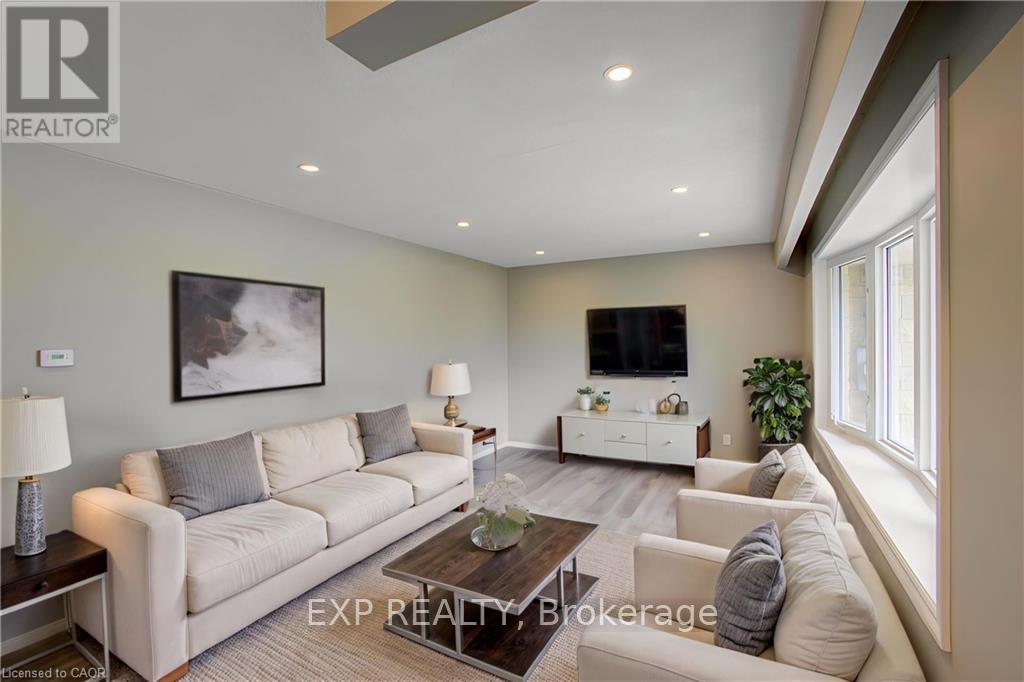 109 Mcgivern Street, Mapleton, Ontario  N0G 2K0 - Photo 4 - X12406428