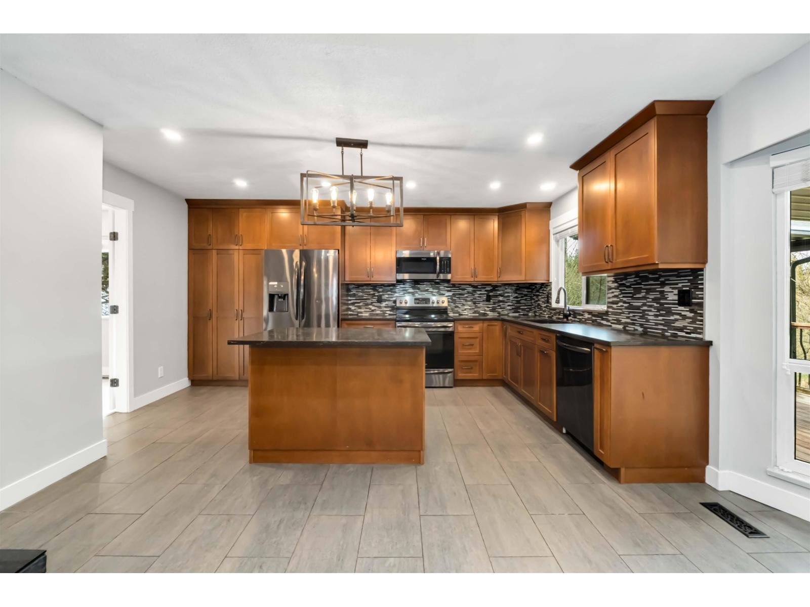 22990 70a Avenue, Langley, British Columbia  V2Y 2J9 - Photo 10 - R3047878