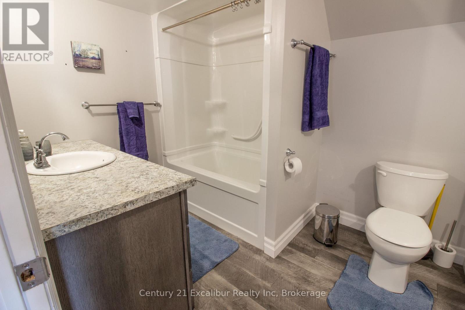 566 St. Patrick Street E, Centre Wellington, Ontario  N1M 1N2 - Photo 23 - X12282986