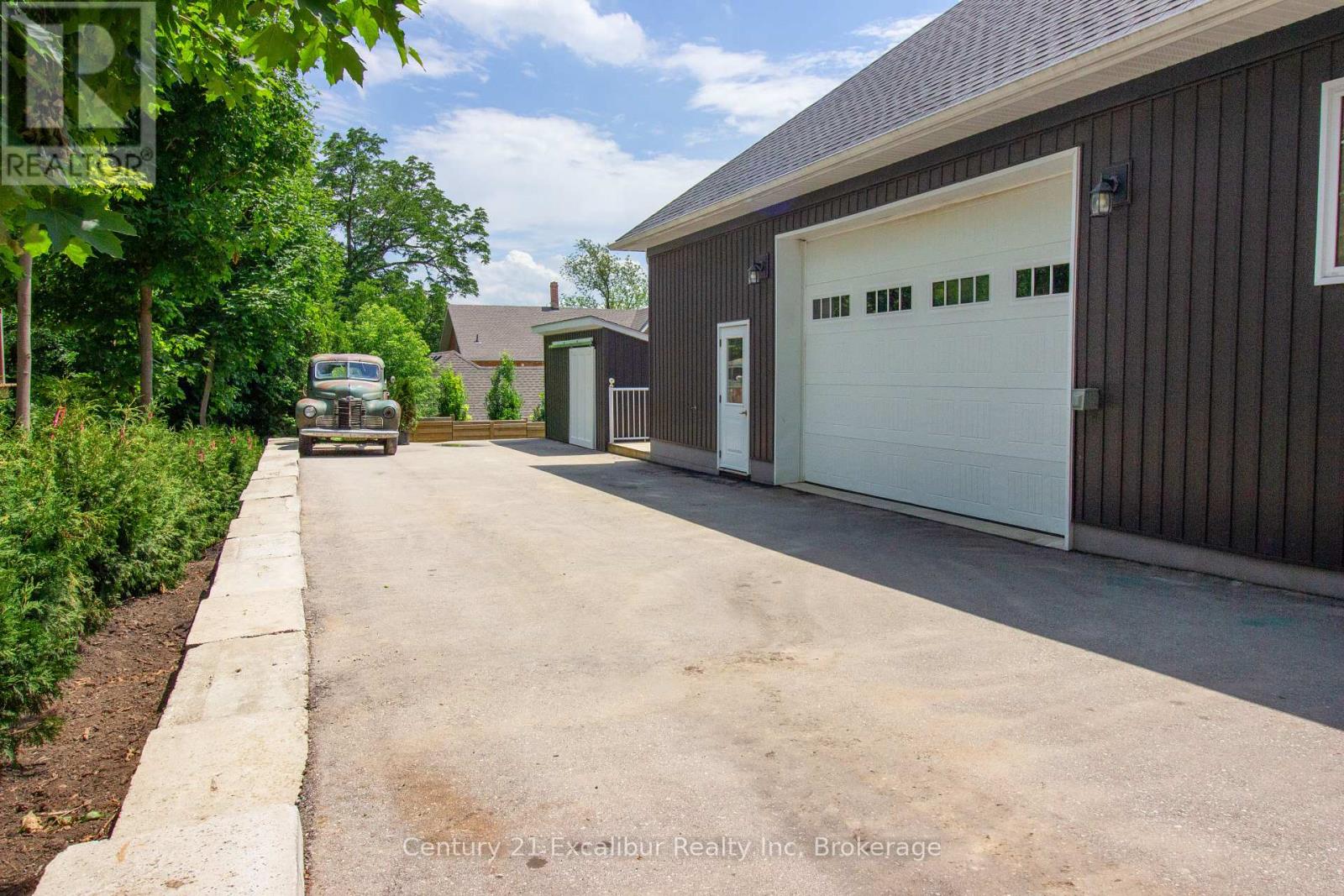 566 St. Patrick Street E, Centre Wellington, Ontario  N1M 1N2 - Photo 29 - X12282986