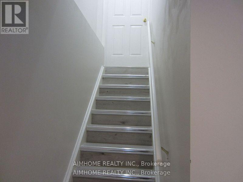 33 Townley Avenue, Markham, Ontario  L3S 3S3 - Photo 2 - N12385819
